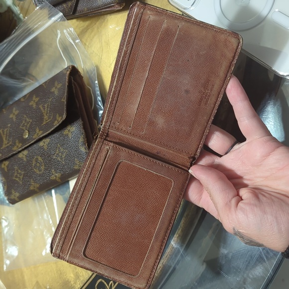 Louis Vuitton Wallet Perfect Christmas Gift  monogram bifold cardholder - Picture 3 of 9